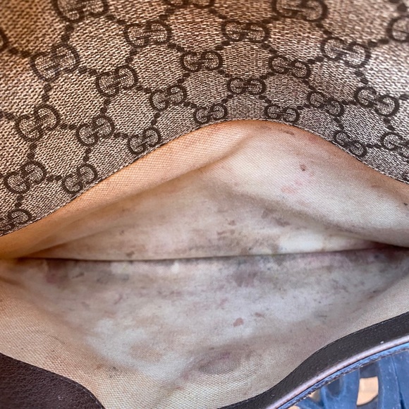 SOLD Gucci Supreme Neo Vintage Messenger Bag - Picture 14 of 16